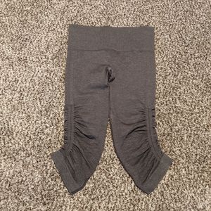 Lululemon cropped seamless leggings
